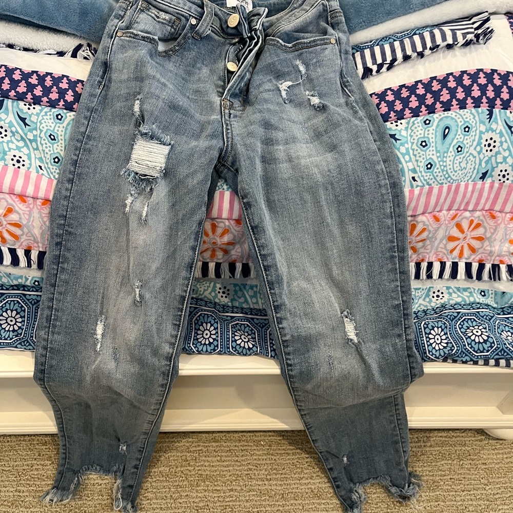 Ripped jeans